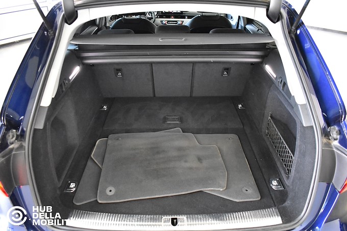 AUDI A4 Avant 40 g-tron S tronic Business Advanced